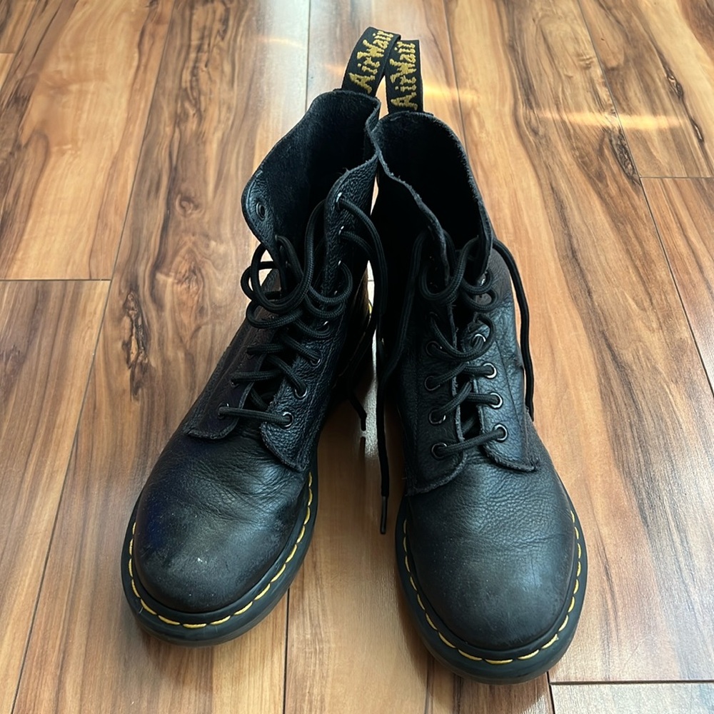 Dr Marten’s Black Boots